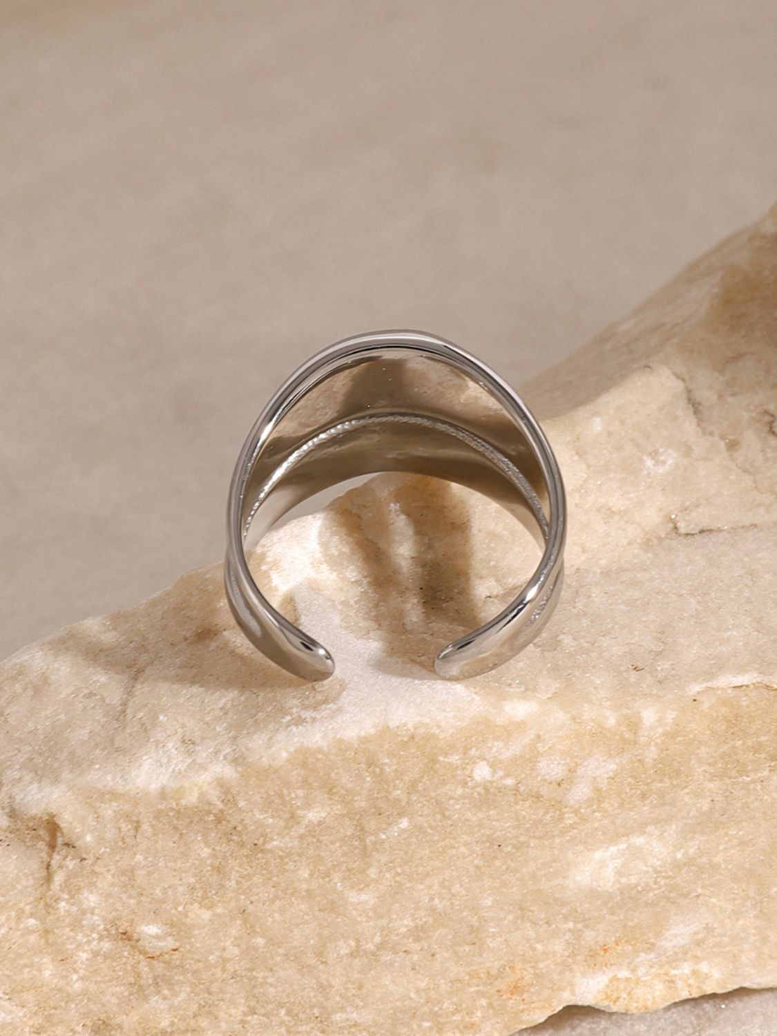 Hadid Double-Layered Ring