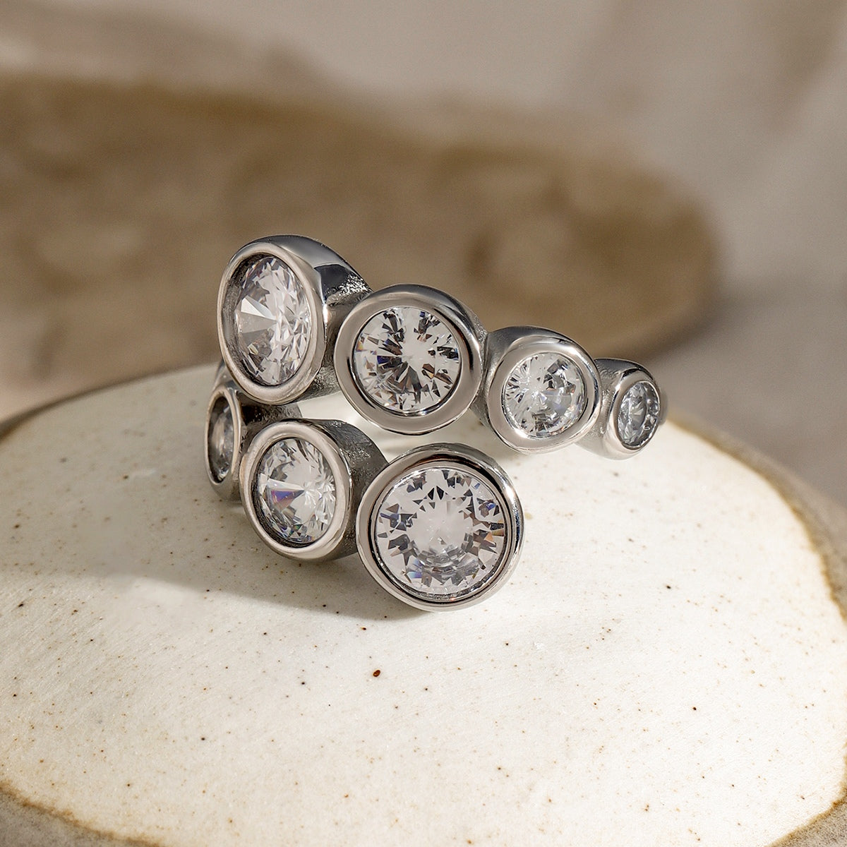 Adera Ring