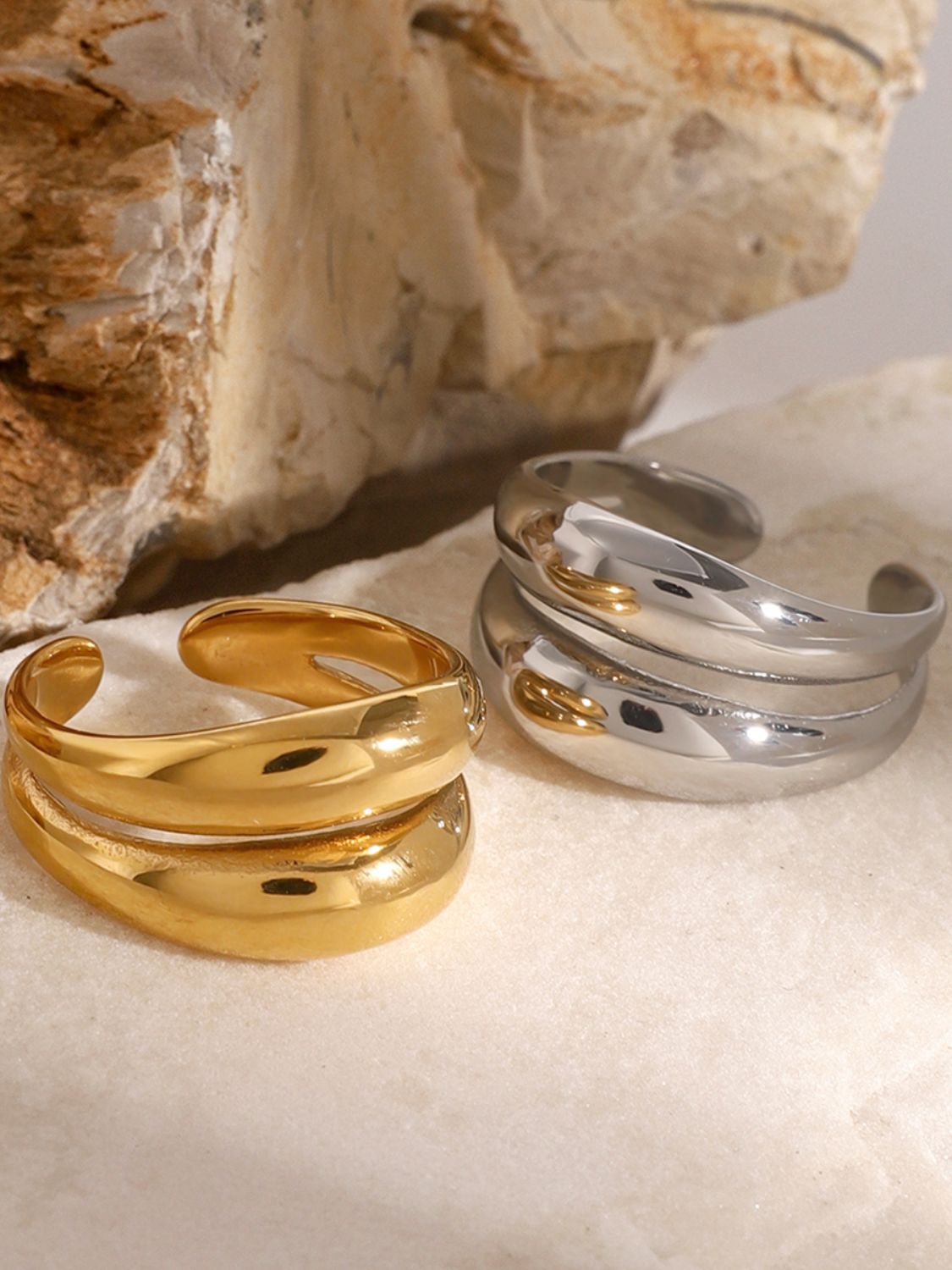 Hadid Double-Layered Ring