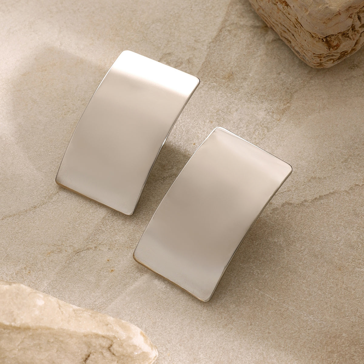 Elegante Earrings