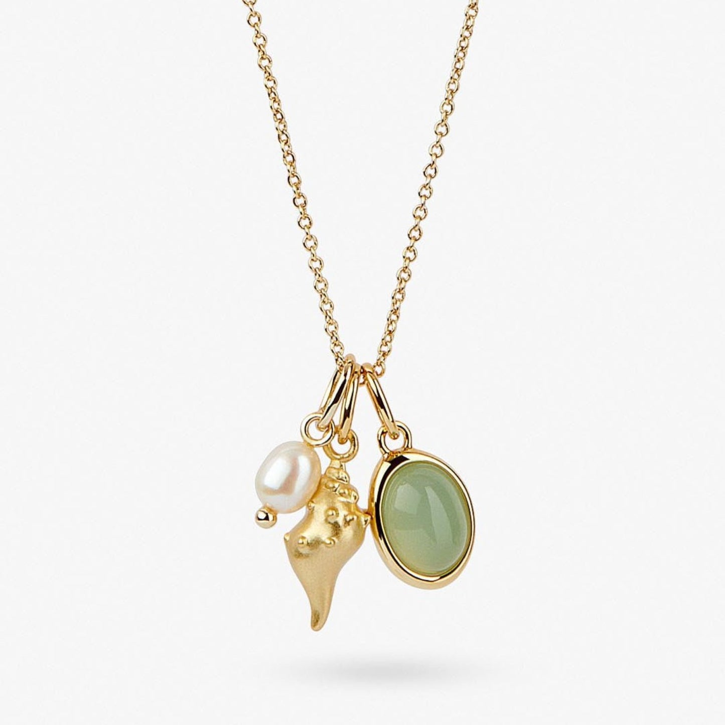 Conch Pendant Necklace
