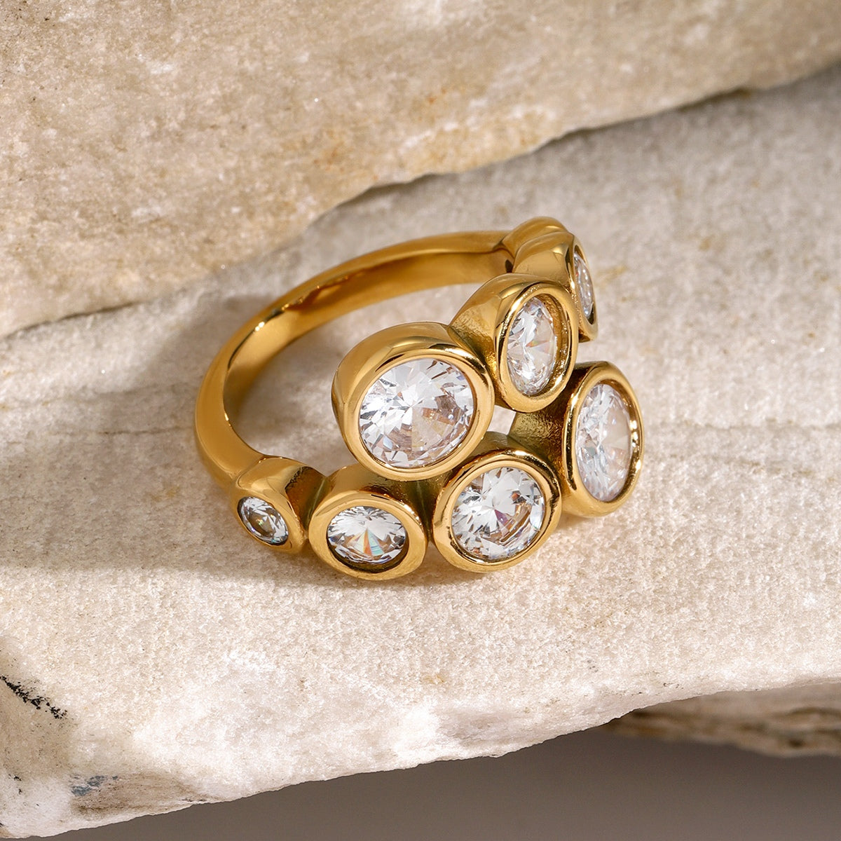 Adera Ring