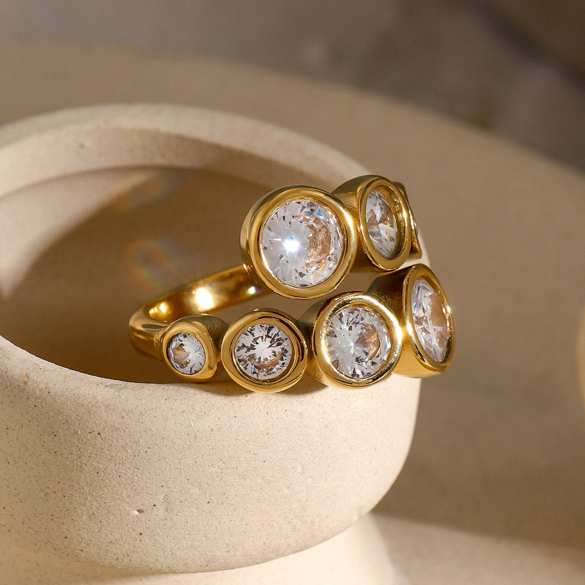 Adera Ring