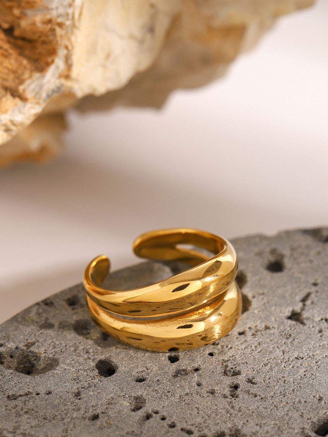 Hadid Double-Layered Ring