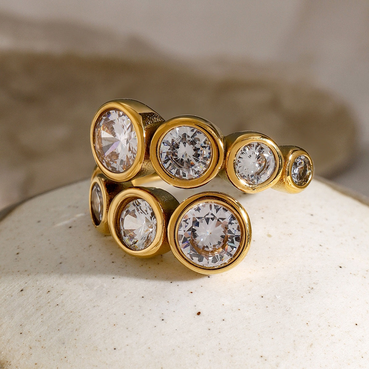 Adera Ring